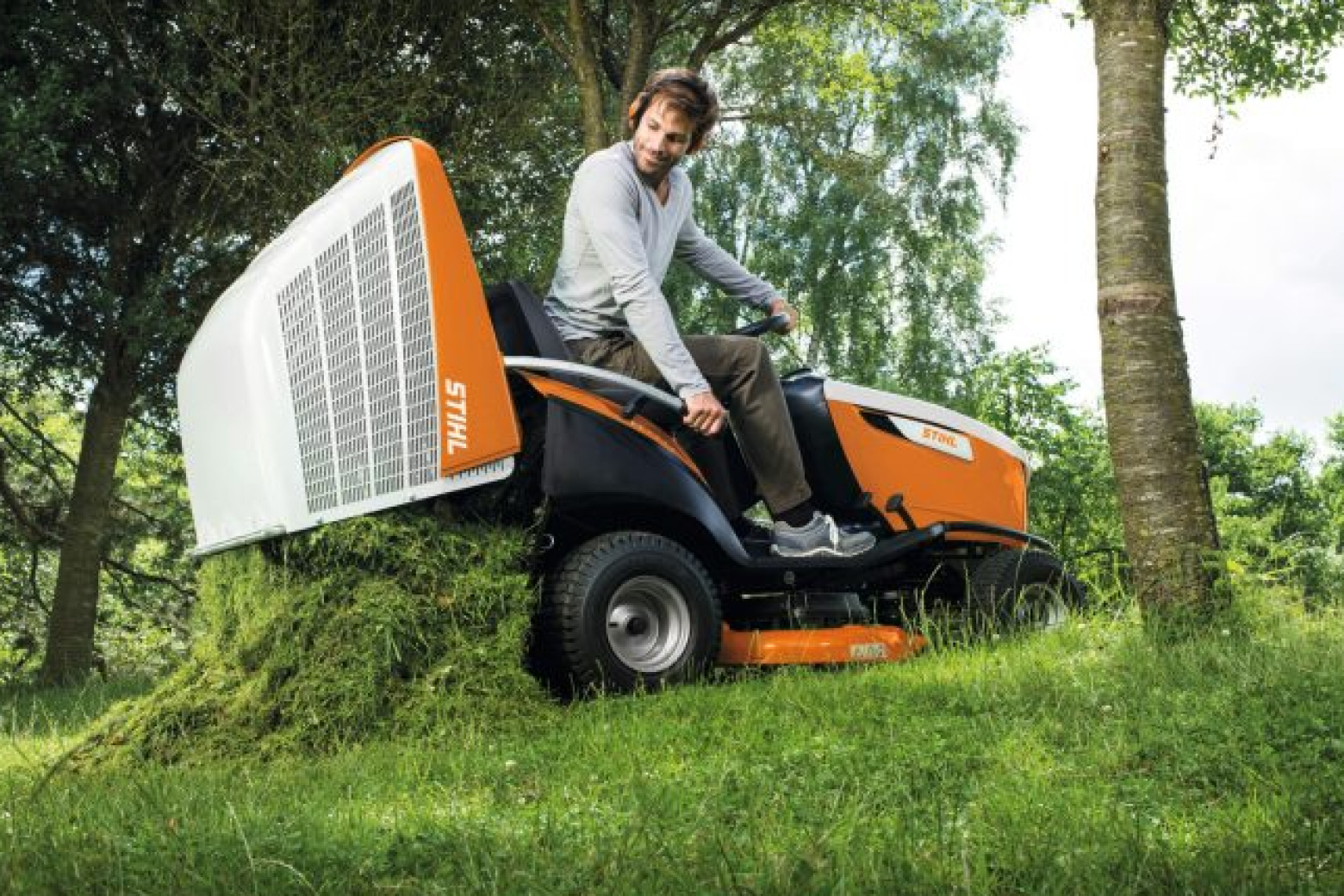 Zahradní traktor RT 6112